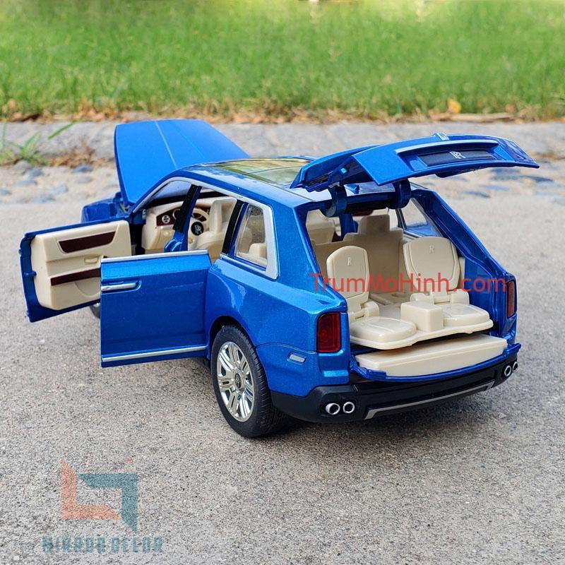 Xe mô hình Rolls Royce Cullinan 1:24