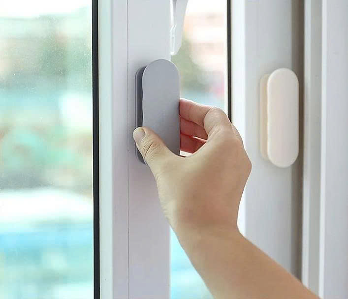 Set 2 Tay Nắm Cửa Tủ, Cửa Kéo Kèm Keo Dán Không Cần Khoan - BẢO VỆ NHÀ CỬA KHÁC - Giao Màu Ngẫu Nhiên