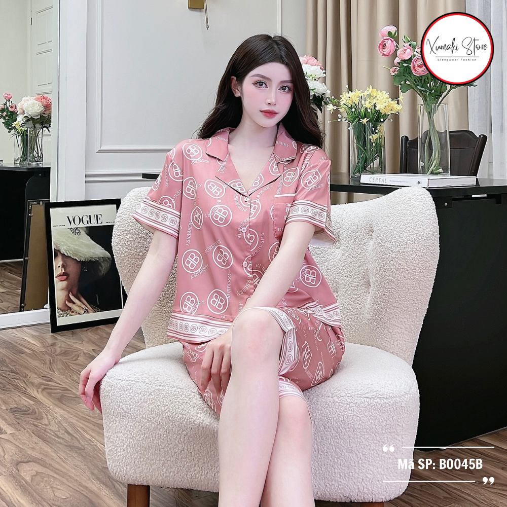 Bộ pyjama nữ áo cộc quần ngố họa tiết chữ chất lụa cao cấp Xumaki Store BO041B