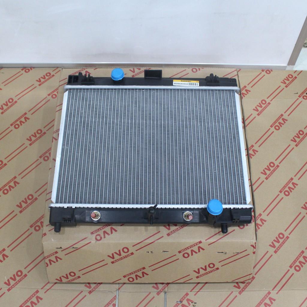 Két nước Toyota Yaris ngắn, số tự động