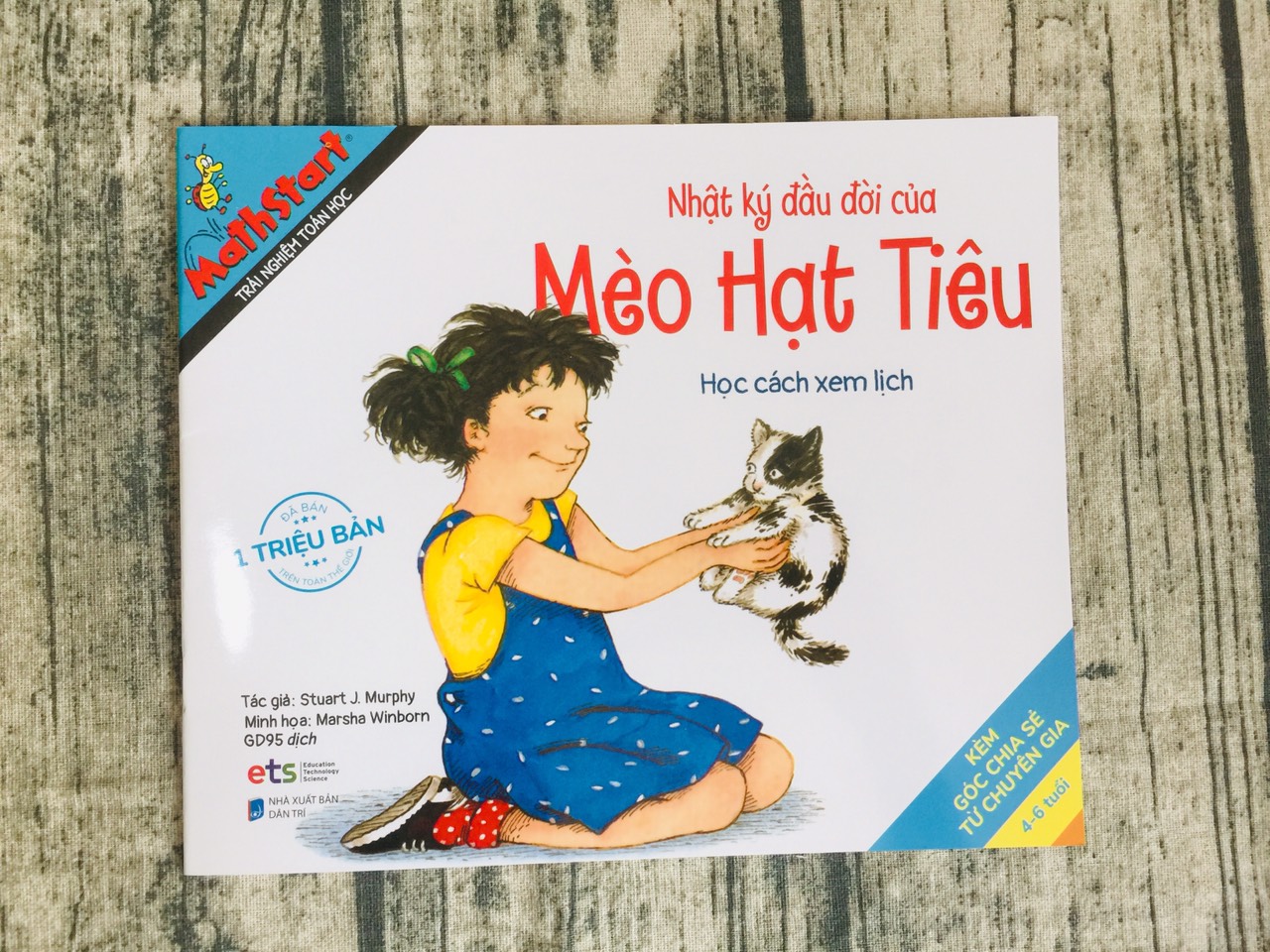 Mathstart Trải Nghiệm Toán Học: Nhật Ký Đầu Đời Của Mèo Hạt Tiêu