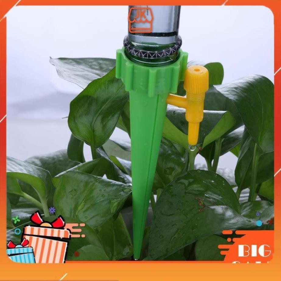 Hệ thống tưới nhỏ giọt tự động cho cây trồng phòng khách 208801-1
