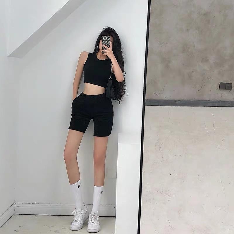 NGUYÊN SET Knit Short kèm quần và áo có nhiều mẫu lựa chọn thể thao năng động trendy