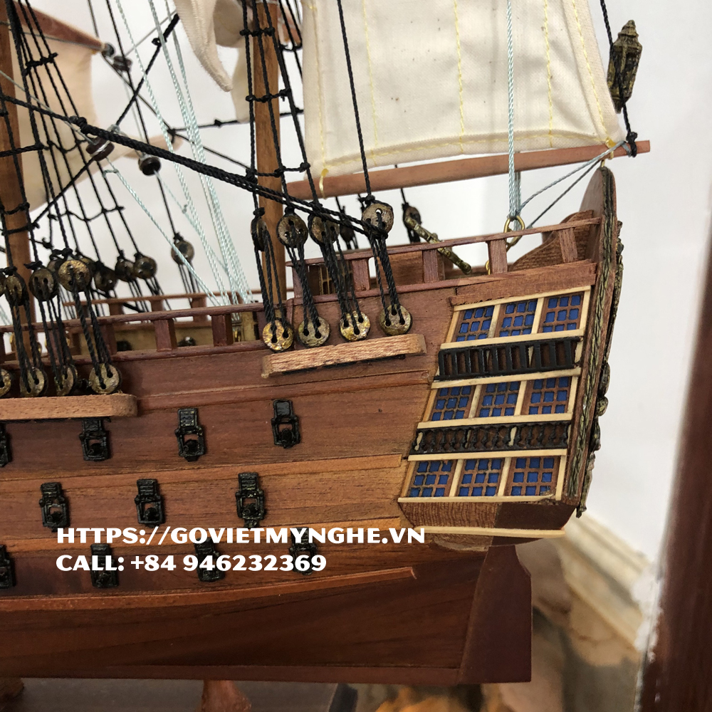 Mô hình thuyền gỗ thuyền trang trí tàu chiến cổ HMS Victory - Gỗ căm xe - Thân tàu dài 40cm - Buồm vải bố