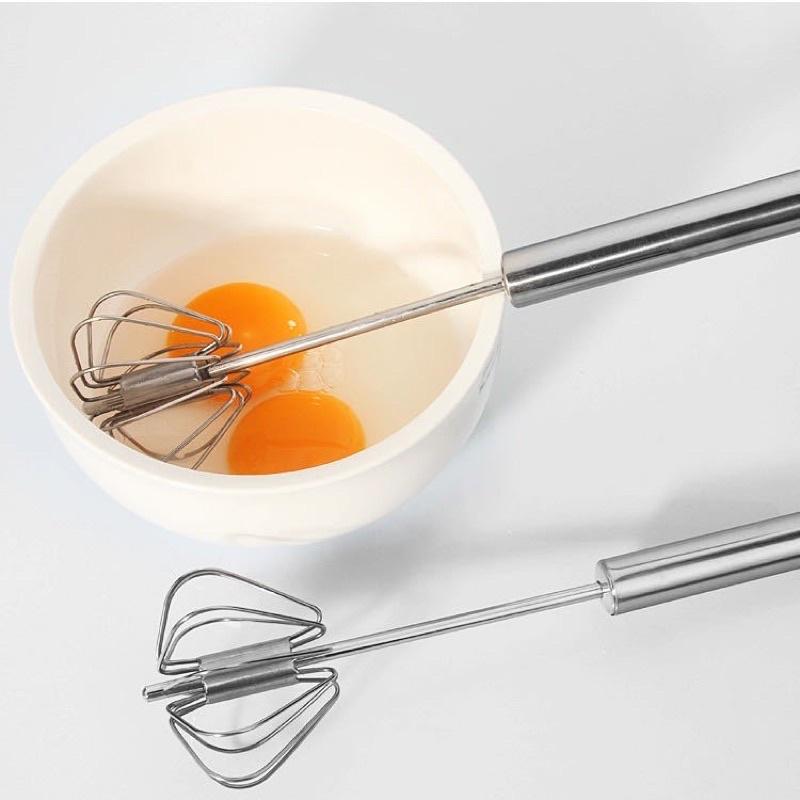 Cây đánh trứng cầm tay,que đánh trứng bằng Inox có trục xoay tự động,nhỏ gọn tiện dụng,làm bánh,đánh cafe