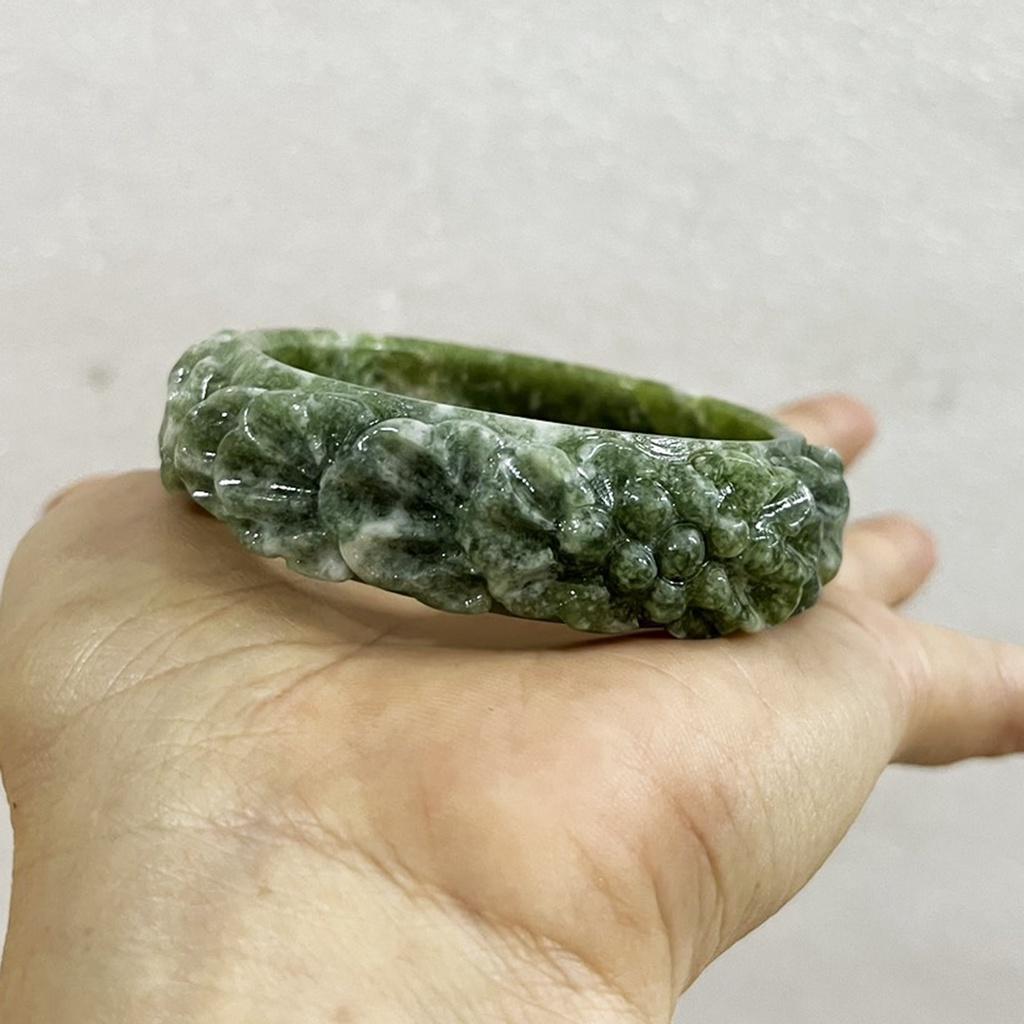Vòng tay chạm khắc hoa ngọc vàng thật size 5.0cm cho người mệnh hỏa và mộc