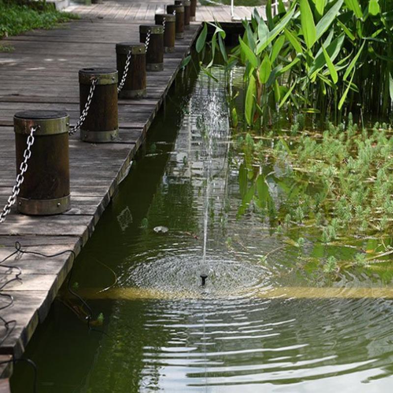 Đài Phun Nước Năng Lượng Mặt Trời Trang Trí Hồ Nước