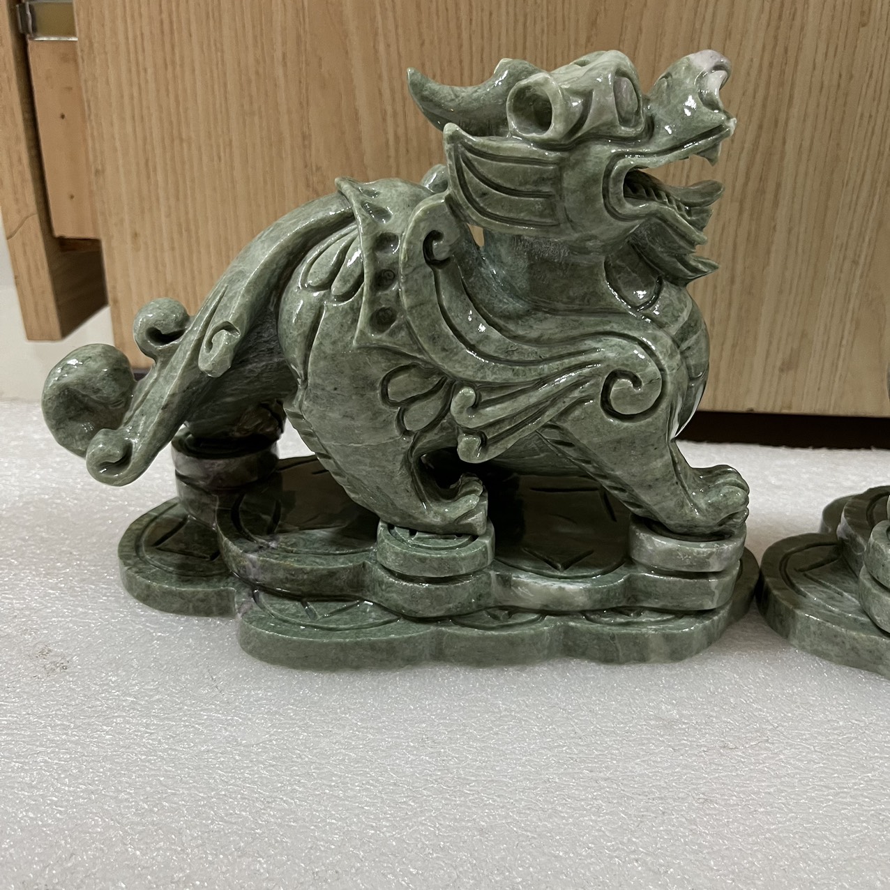 Tỳ hưu, tì hưu đá tự nhiên màu xanh lục dài 22 cm, nặng 8 kg/ cặp cho người mệnh Hỏa và Mộc