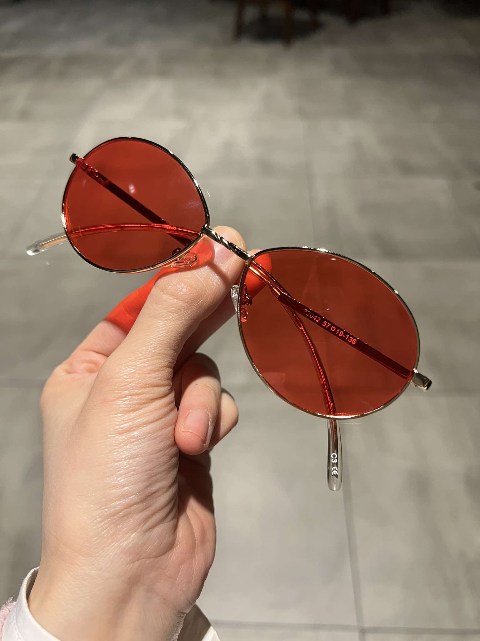 Kính mát unisex cho nam nữ Mắt bầu kim loại phong cách retro