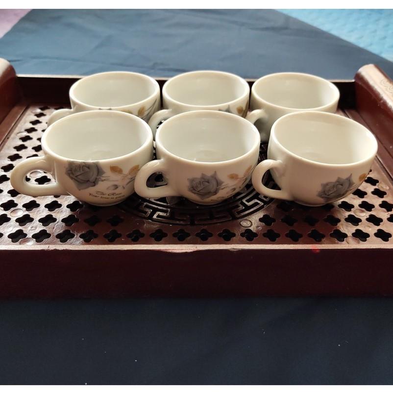 Sứ Bát Tràng - Bộ 6 chén hoa hồng đen có quai