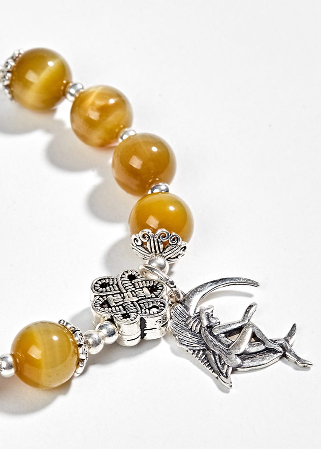 Vòng Thạch Anh Mắt Hổ Vàng Tâm Phối Charm Kết Đồng Tâm Bạc Ngọc Quý Gemstones