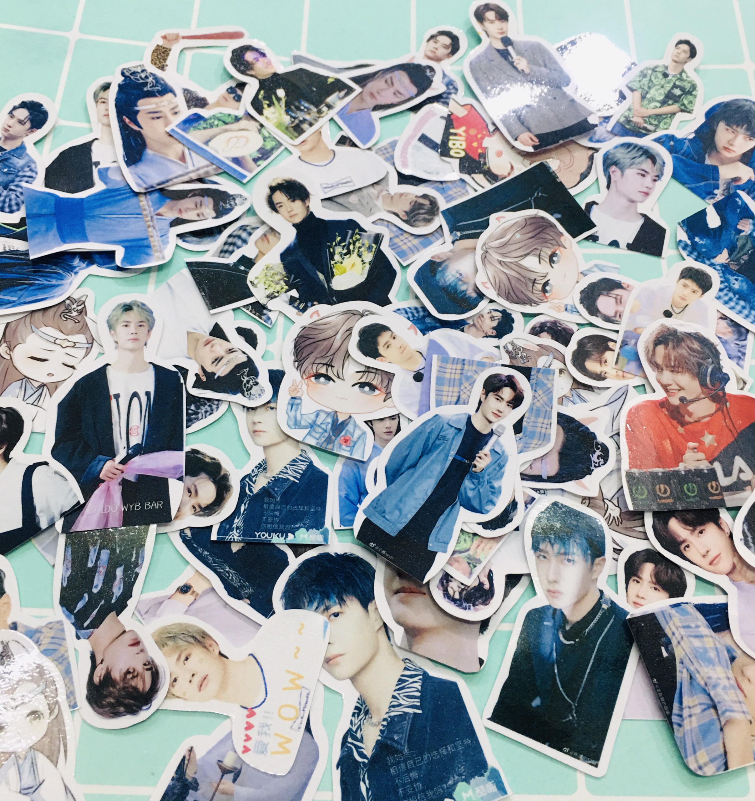 30 ảnh sticker Vương Nhất Bác