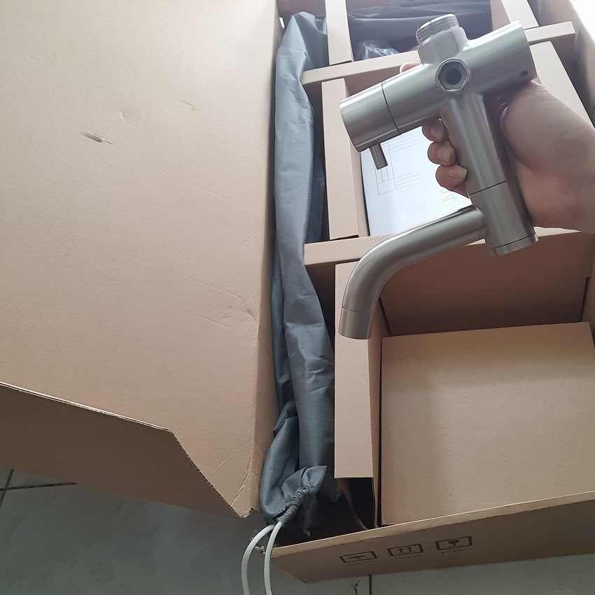 Sen cây lạnh, vật liệu inox 304, màu bóng mờ, giá cực tốt