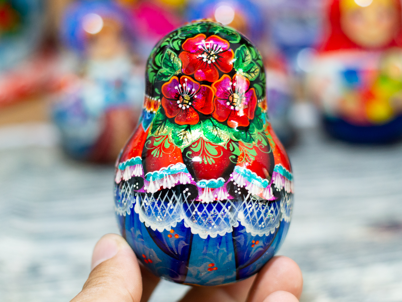 BÚP BÊ LẬT ĐẬT NGA CAO CẤP BẰNG GỖ CÓ CHUÔNG SIZE 10CM VẼ HOA VĂN "CÔNG CHÚA LUDMILA" CỰC ĐẸP VÀ ĐỘC ĐÁO, SANG TRỌNG