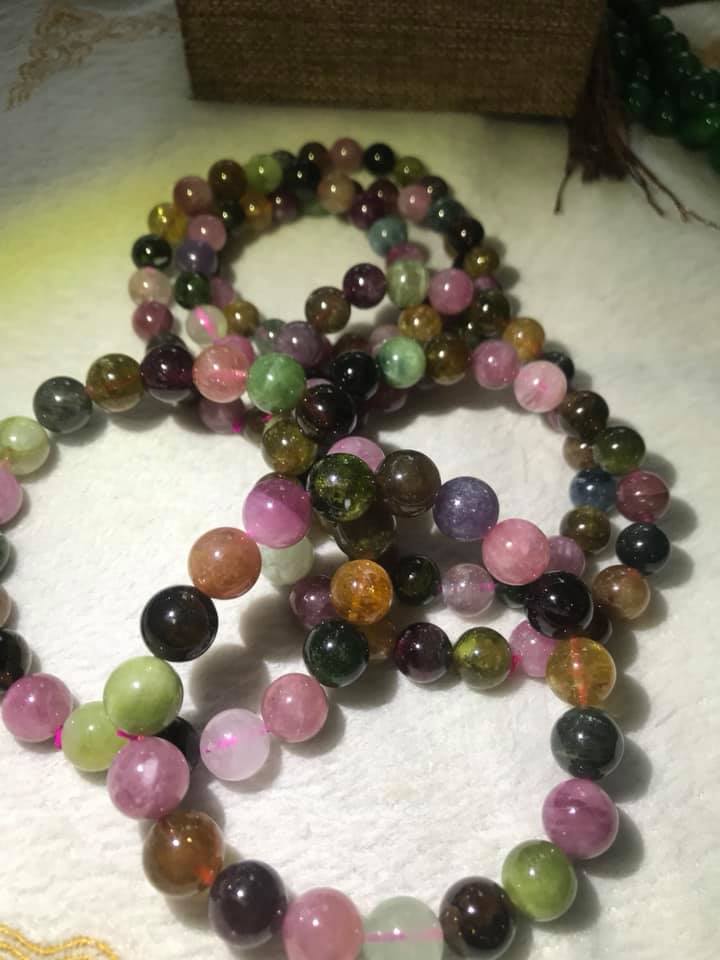 VÒNG PHONG THỦY ĐÁ TOURMALINE TỰ NHIÊN LOẠI ĐẸP ĐẸP 8mm NỮ TẤT CẢ CÁC MỆNH