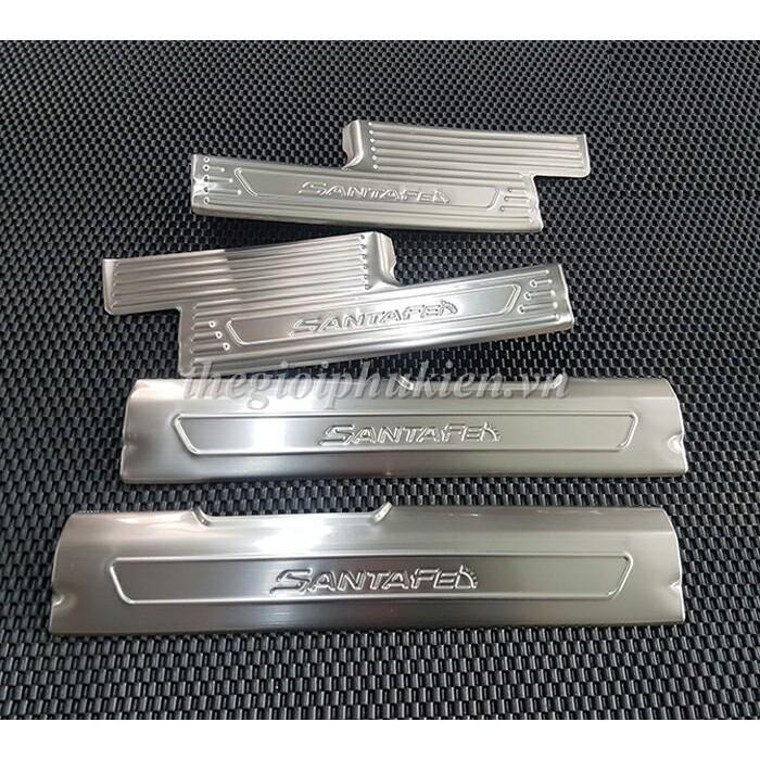 Bộ Ốp bậc, Nẹp bước chân dành cho Hyundai Santafe 2019 – Mẫu INOX