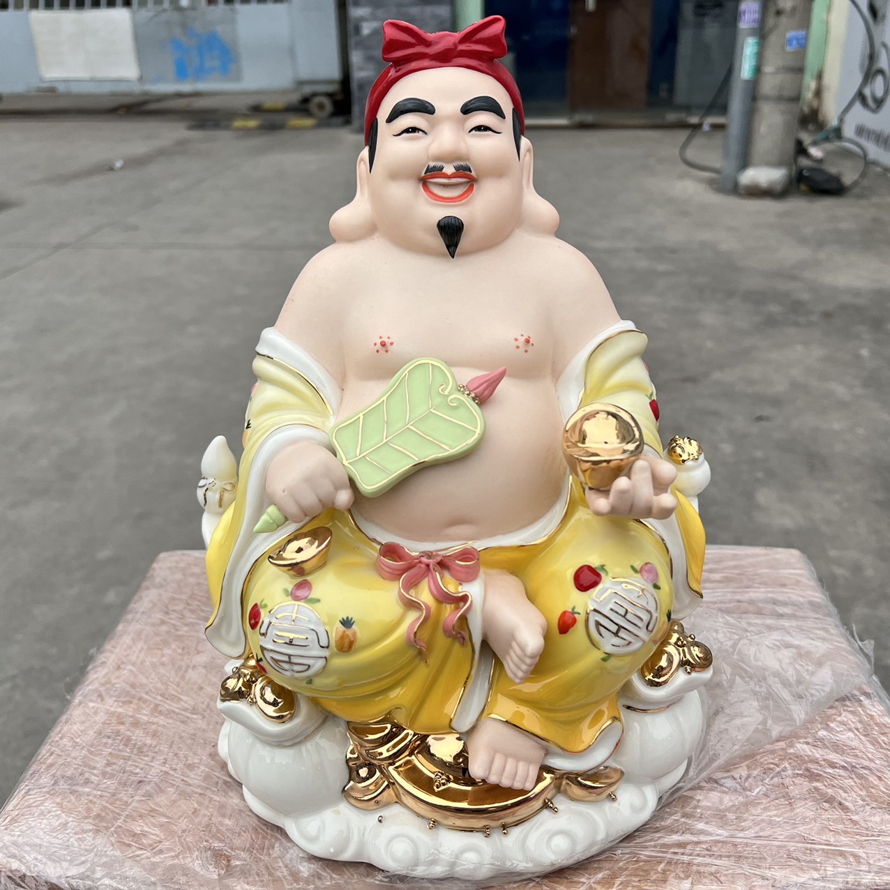 Tượng Thần Tài Thổ Địa sứ đức hóa cao cấp nhập khẩu Đài Loan cao 29cm – Vàng