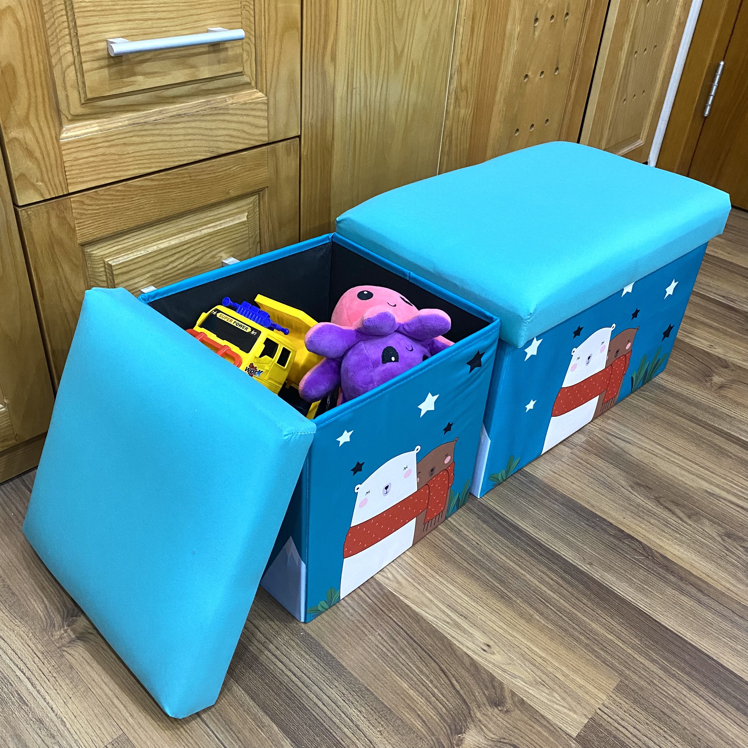 Đôn dài trẻ em kiêm hộp đựng đồ cứng cáp họa tiết in kỹ thuật số KT 51x31xcao31cm