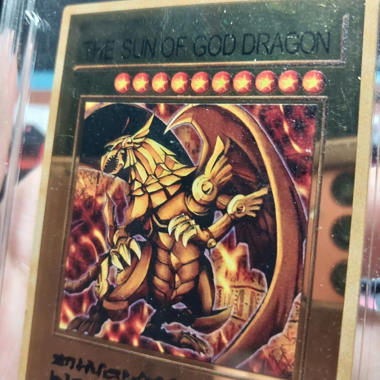 Thẻ yugioh kim loại kỹ niệm lá The Winged Dragon Of Ra Pgld-en031 vị thần Ras hợp kim ánh gương 1458 D10 2