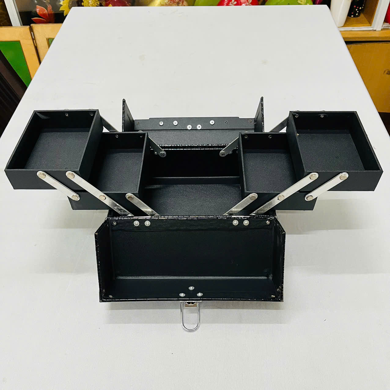 Cốp mỹ phẩm đa năng 2 tầng có khóa an toàn bộc gốc kim loại size 25x16x16 cm