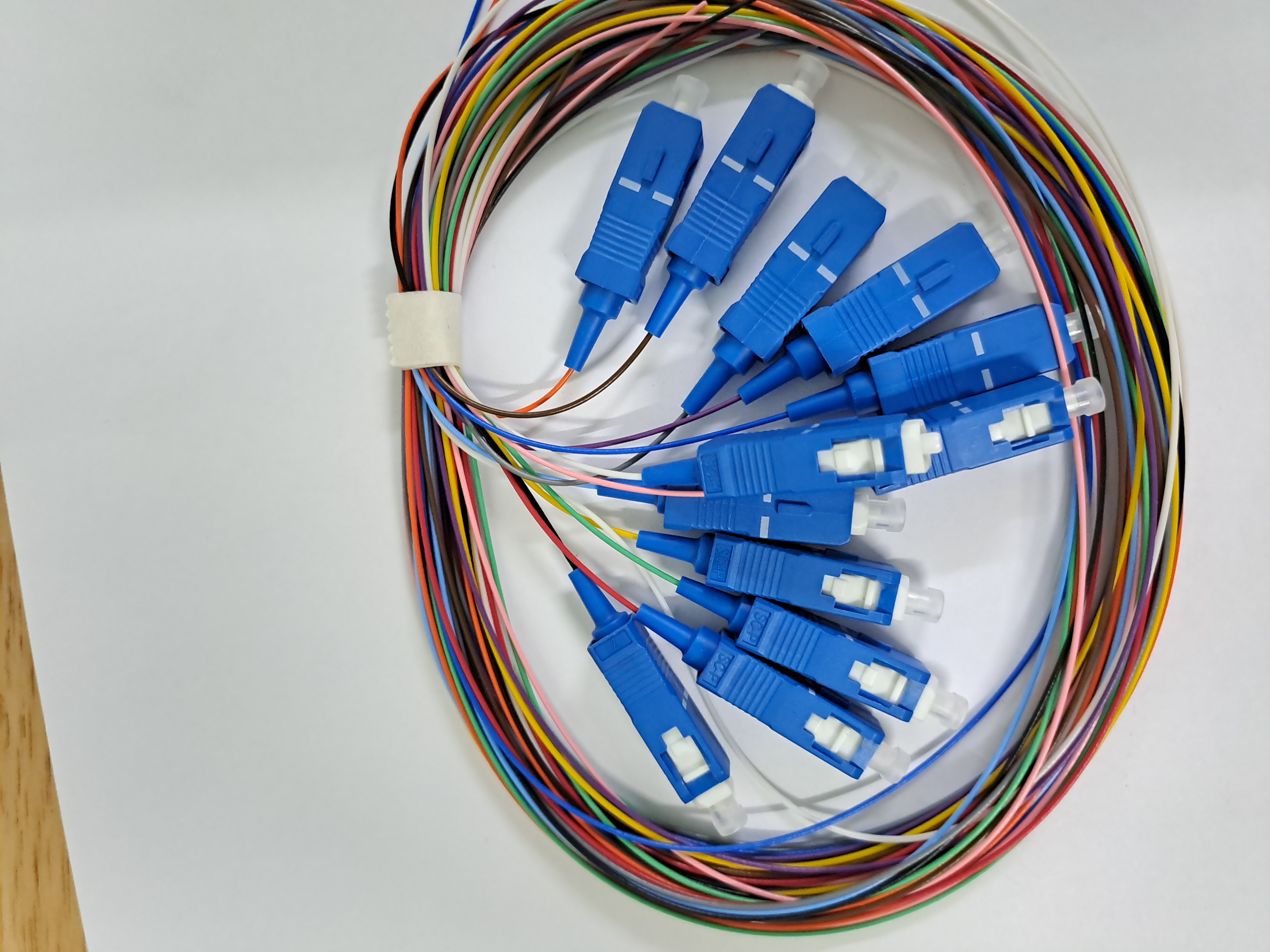 12 pigtail SC/UPC, 12 màu giá chưa vat