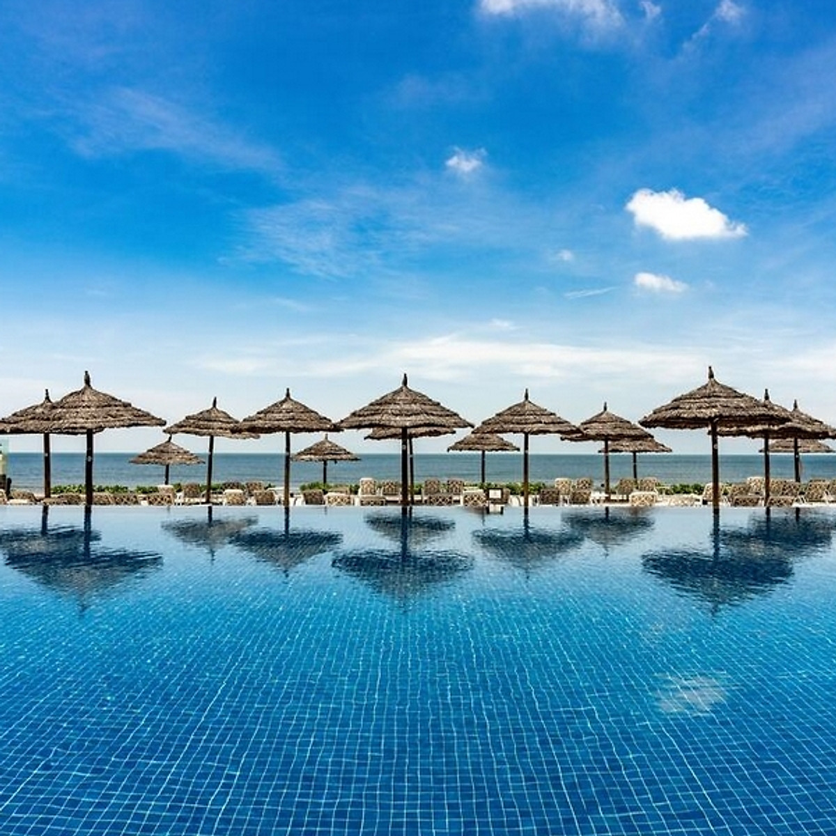 The Imperial Hotel 5* Vũng Tàu - Buffet Sáng, Hồ Bơi, Đối Diện Biển Bãi Sau, Có Xe Đưa Đón Từ Sài Gòn Trong Tuần Và Nhiều Ưu Đãi Hấp Dẫn