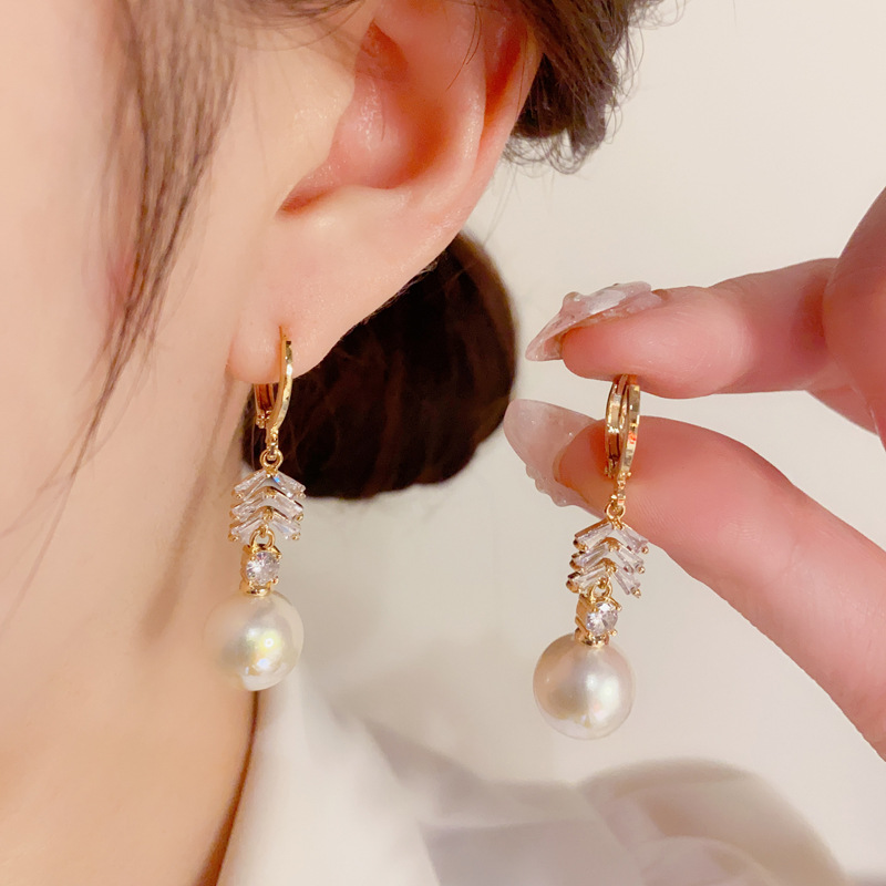 BÔNG TAI NGỌC TRAI MABE ĐÍNH ĐÁ ZIRCON MẠ VÀNG 14K