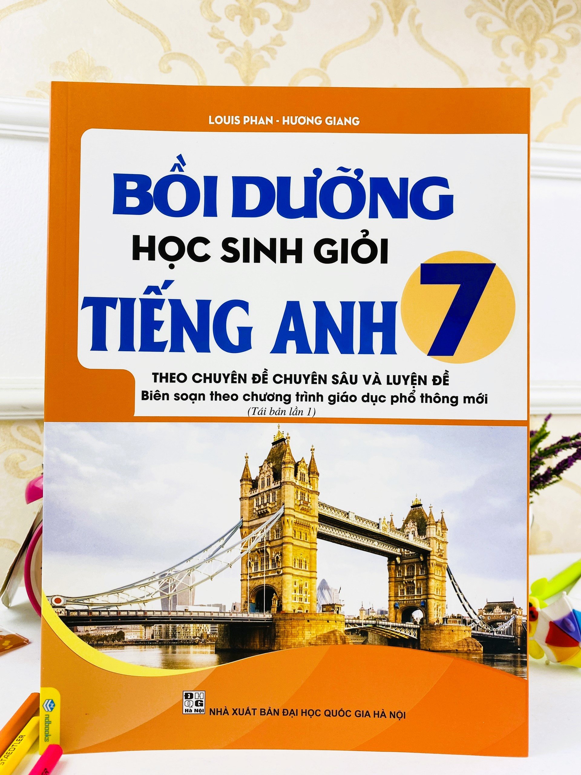 Sách - Bồi Dưỡng Học Sinh Giỏi Tiếng Anh Lớp 7 - Global Success - Ndbooks