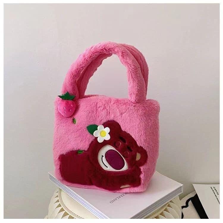 TÚI XÁCH ĐEO VAI HÌNH GẤU DÂU HOẠT HÌNH SIÊU CUTE