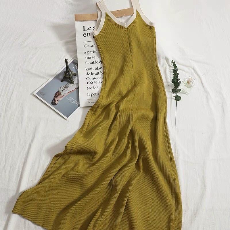Đầm váy len nữ dệt kim cổ V phom suông phối viền xẻ trước sexy