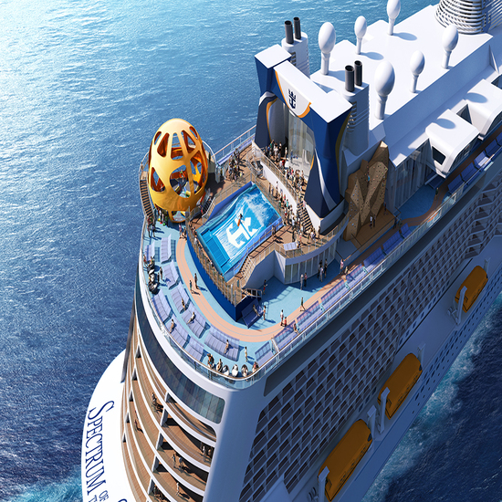 Trải nghiệm du lịch nghỉ dưỡng sang trọng cùng Siêu du thuyền Spectrum of the Seas: Singapore - Malaysia - Thailand
