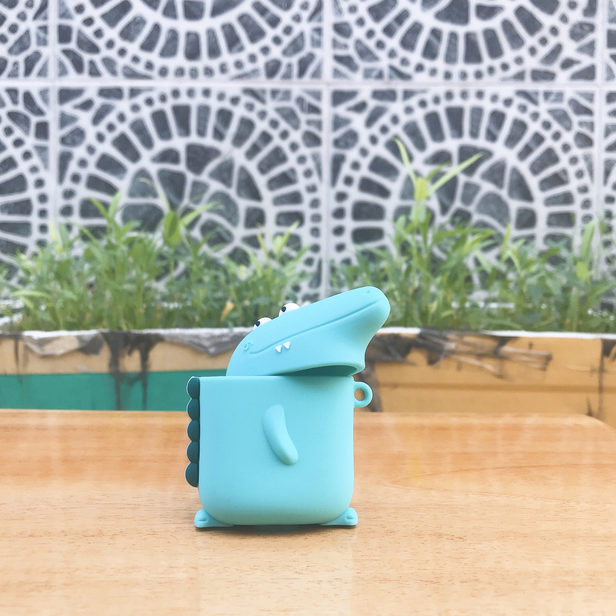 Bao Case Silicon Cho Tai Nghe Apple AirPods 1 / AirPods 2 - Hình Cá Sấu Xanh