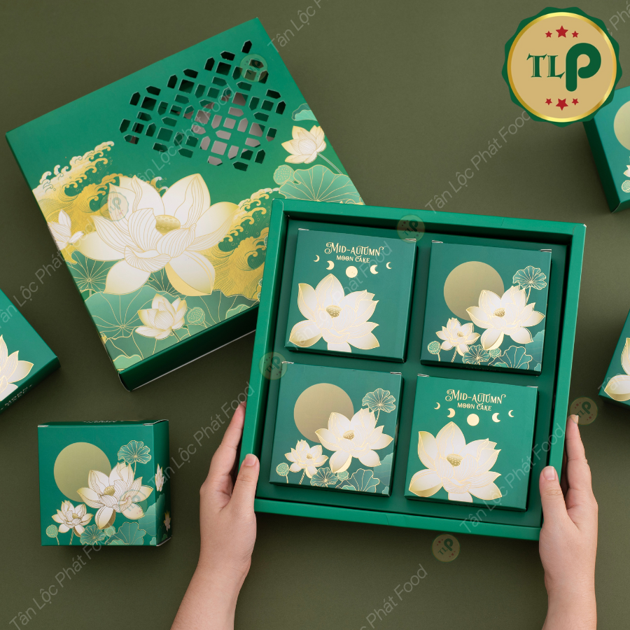 Hộp 4 bánh Trung Thu Tân Lộc Phát | Quà Tặng Trung Thu Đoàn Viên | Nhân Bánh Nhiều Vị (Thập Cẩm, Đậu Xanh, Khoai Môn, Dừa, Trà Xanh)