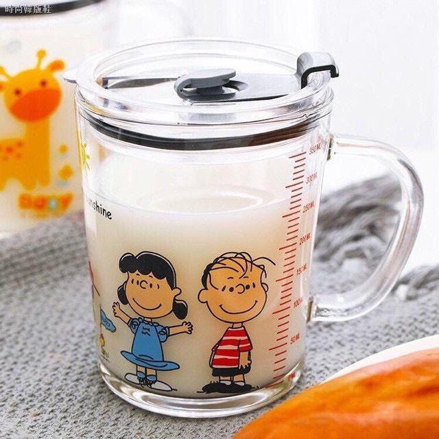 Ly thủy tinh chịu nhiệt nóng lạnh có Nắp 400ml Cốc Có Vạch Chia Mức Tiện Dụng Tặng Kèm Ống Hút Silicon Dẻo Cao Cấp