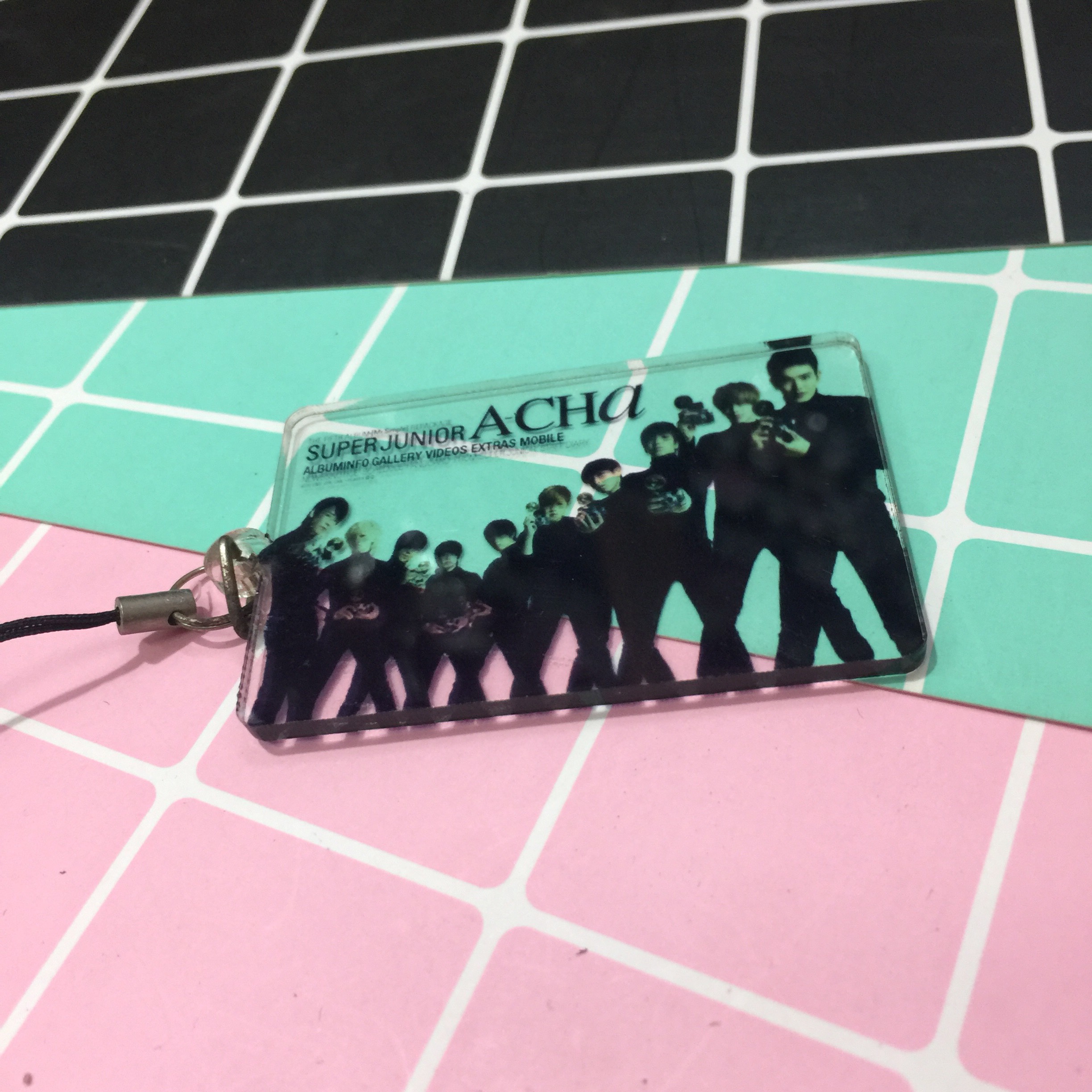 MÓC KHOÁ SUPER JUNIOR COMBO 5 MÓC KHÁC NHAU