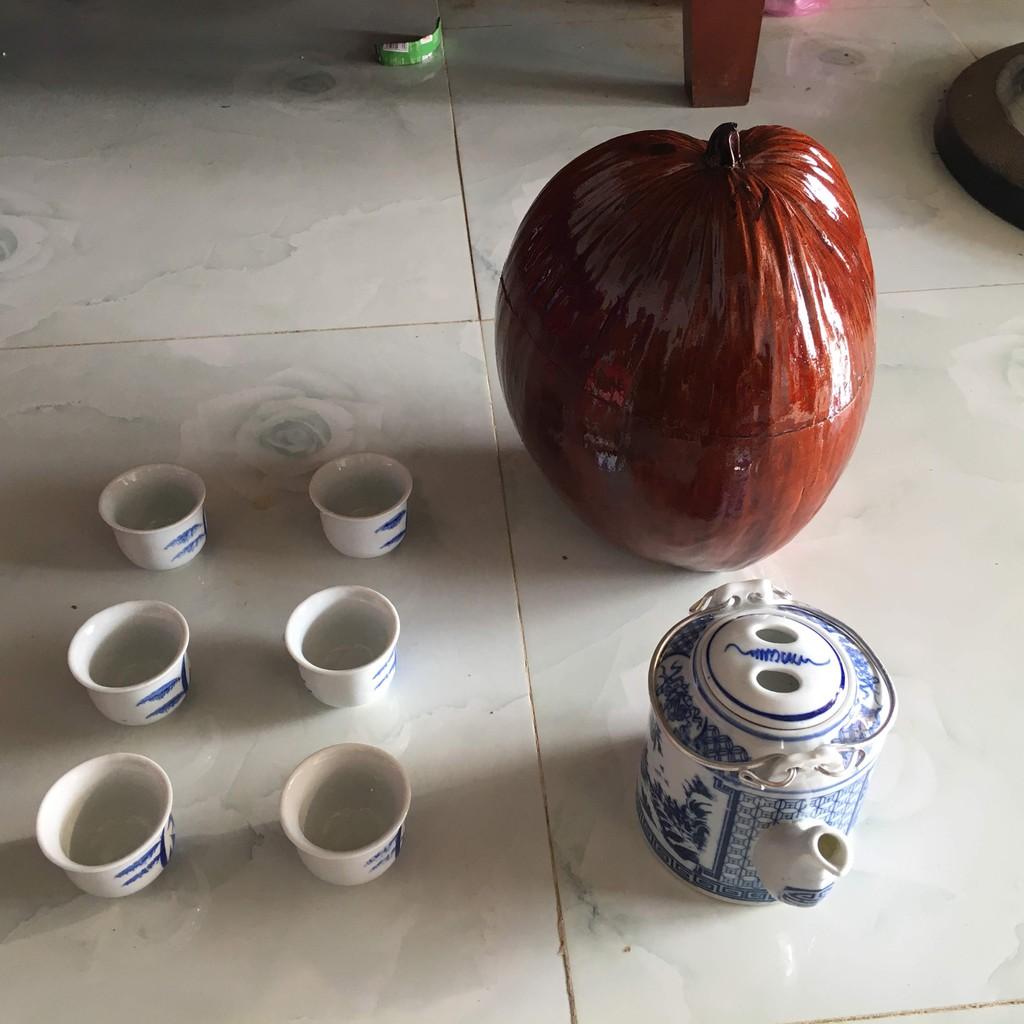 Combo sản phẩm gồm 1 vỏ bình trà + 1 ấm trà cỡ vừa và 6 tách uống trà