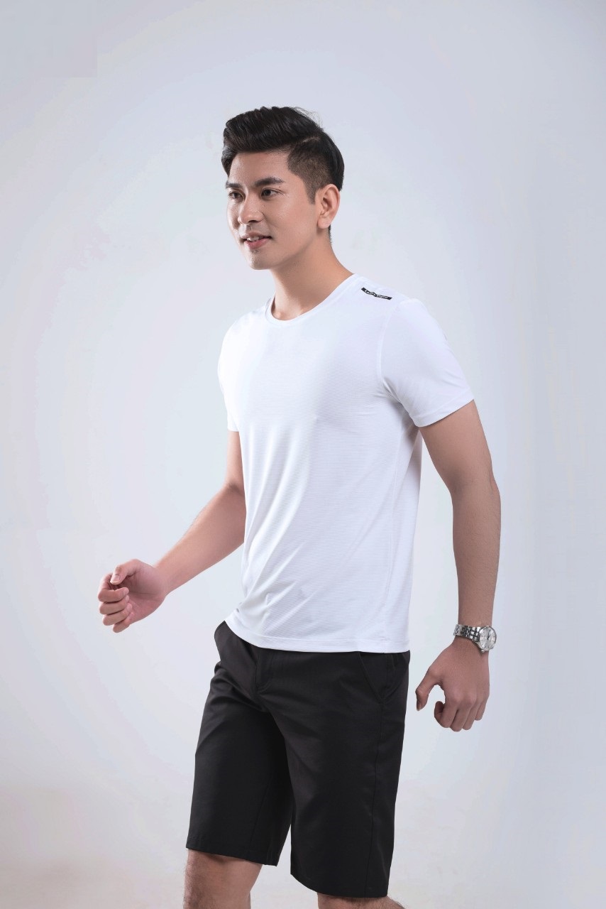 Áo thun nam DAZIO trắng cotton mát lạnh, áo T-shirt form SlimFit C-01