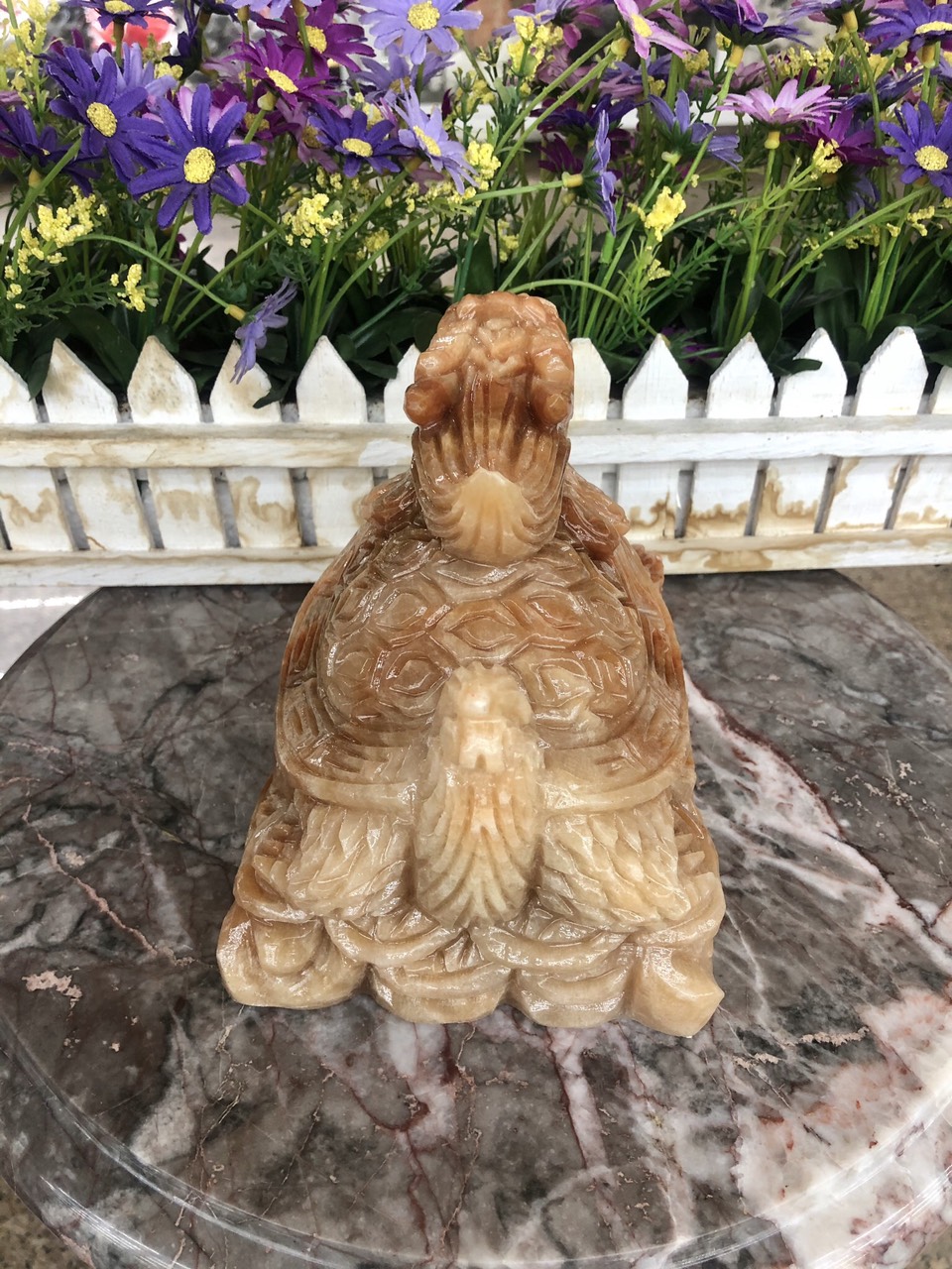 Tượng Long Quy đứng trên thỏi vàng phong thủy đá cẩm thạch vân gỗ - Dài 15 cm