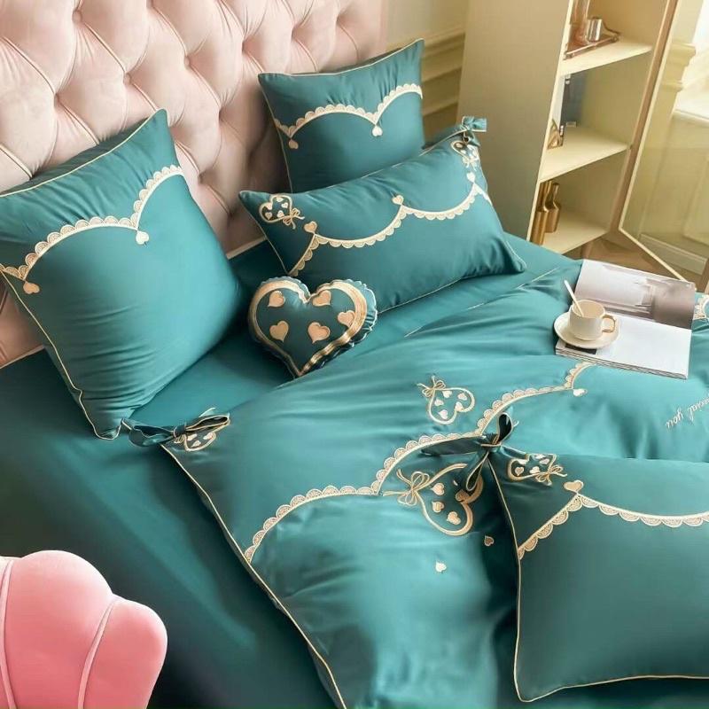 Bộ Chăn Ga Gối lụa 7 món chất liệu thêu ai cập dầy dặn