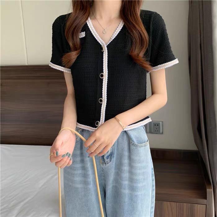 Áo croptop dệt kim sơ mi nữ tay ngắn cổ V cúc ngọc viền thời trang thiết kế Quảng Châu cao cấp