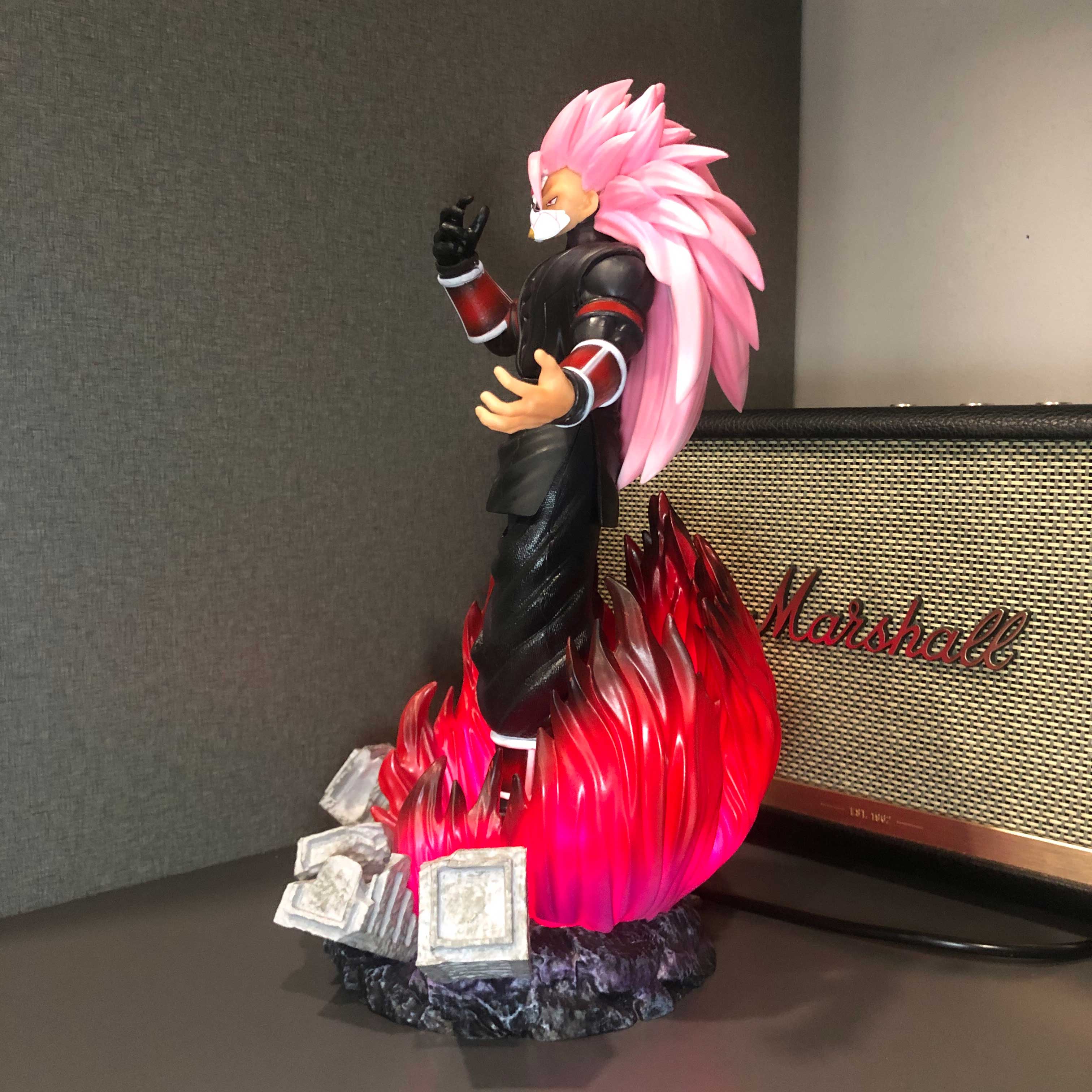 Mô hình Black Goku SSJ3 30 cm có LED  - Dragon Ball