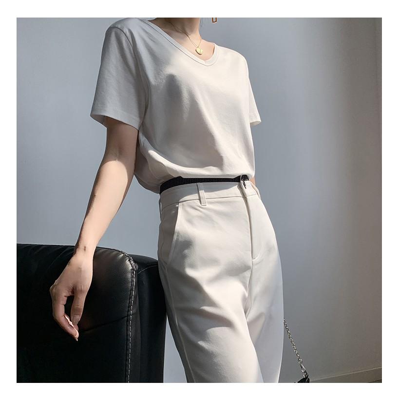 Áo Thun Nữ Cổ Tim Cộc Tay - Áo Phông Trơn Nữ Cổ Tim Cotton Cao Cấp, Dáng Xuông Trẻ Trung Năng Động