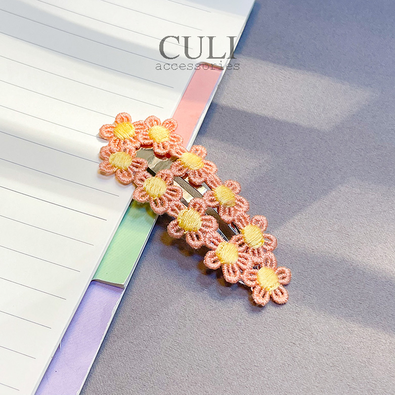 Kẹp tóc nữ họa tiết hoa thêu nhiều màu xinh xắn, dễ thương - Culi accessories