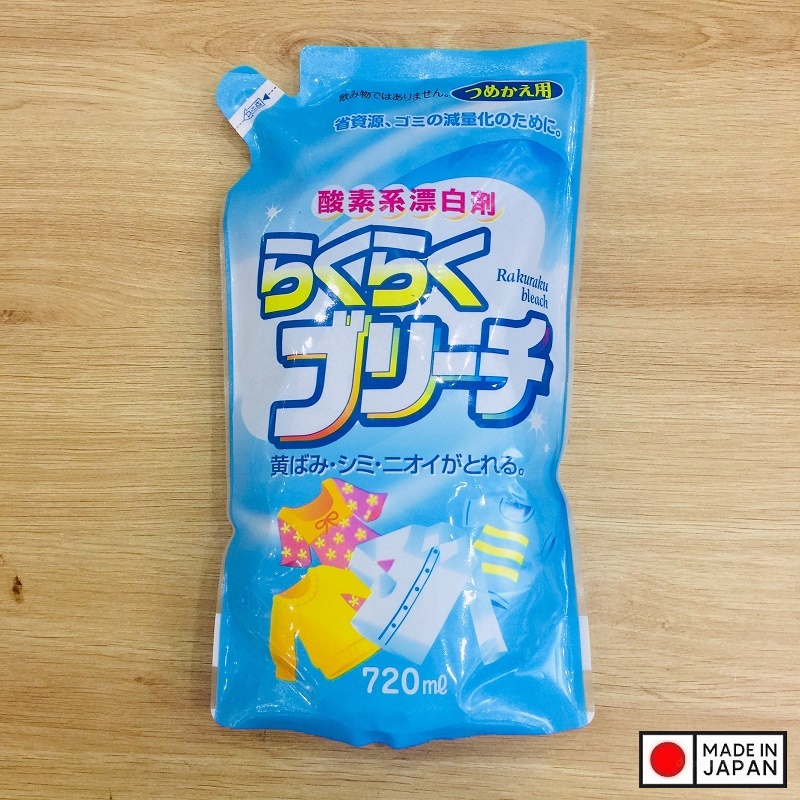 Nước tẩy trắng quần áo cho vải mỏng/ vải màu Rocket Raku 720ml - Hàng Nội Địa Nhật Bản