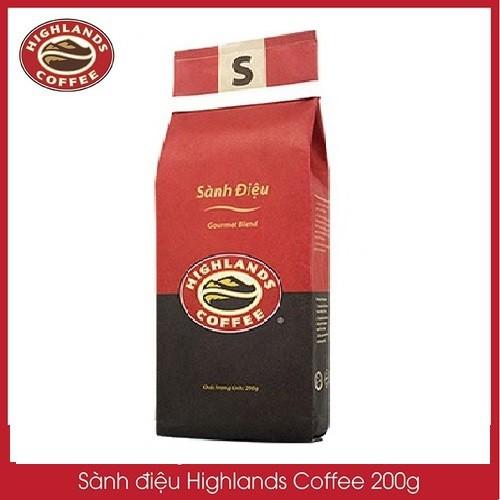 Thùng 12 gói Cà phê rang xay Sành điệu Highlands Coffee 200g