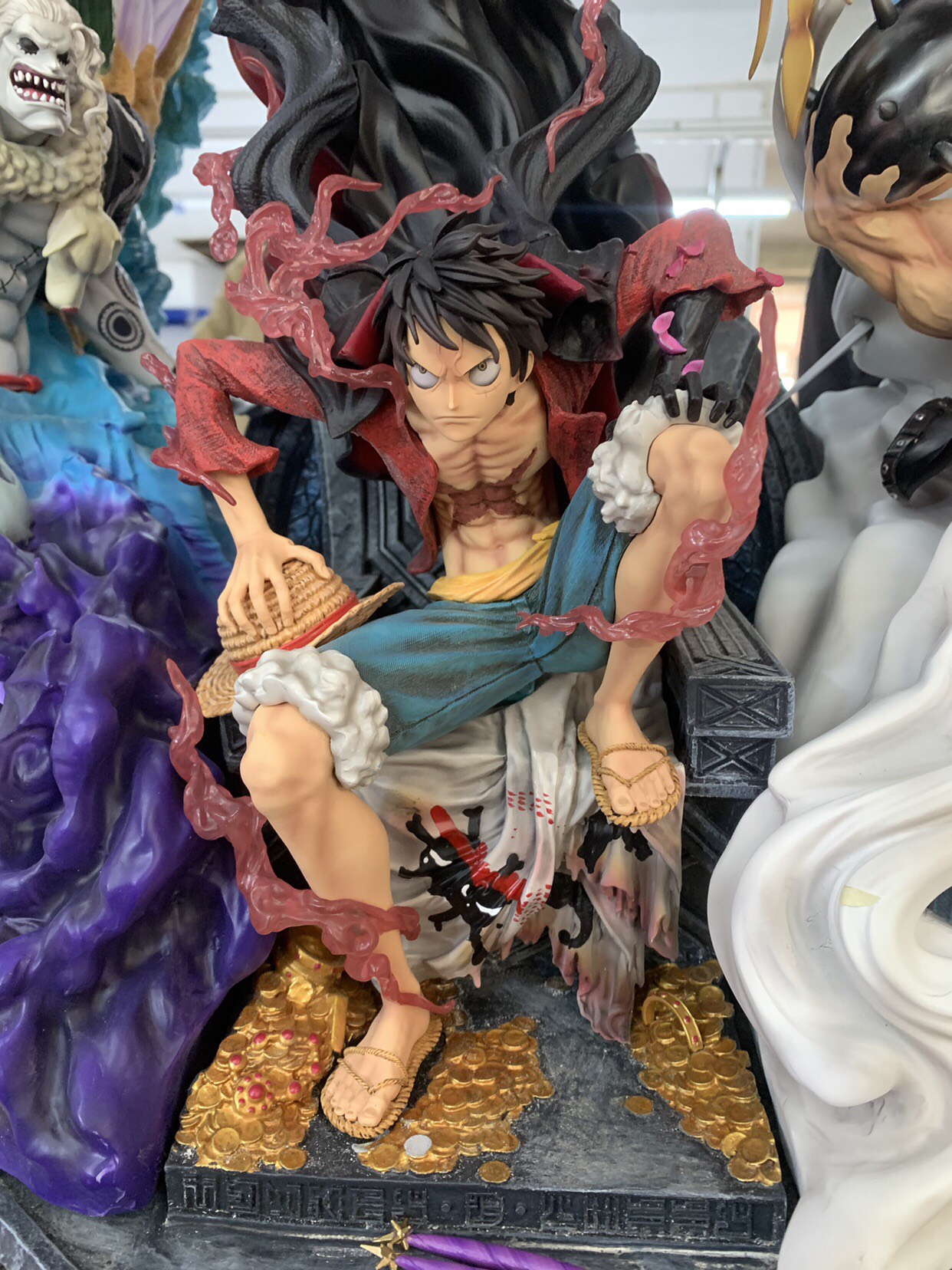 Mô hình luffy cùng các đối thủ siêu nét - mô hình one piece