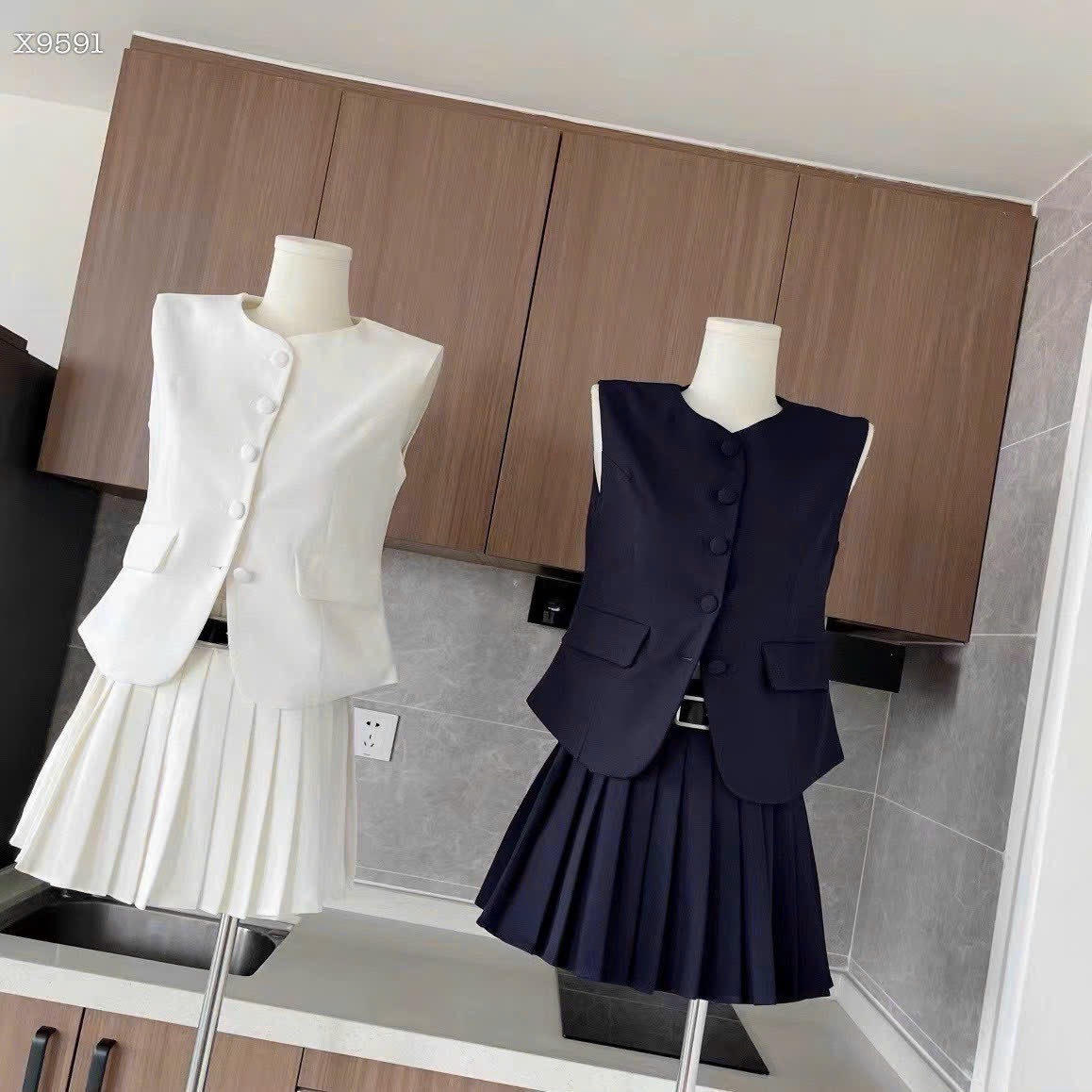 SET ÁO VEST DẠ TWET - M