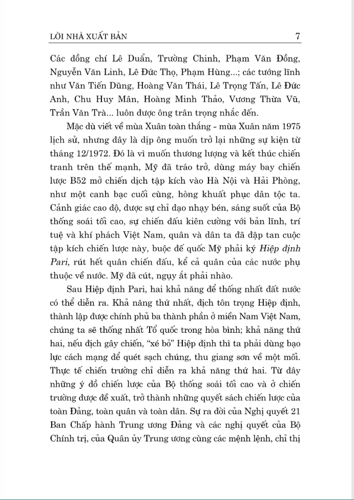 Sách - Tổng Hành Dinh Trong Mùa Xuân Toàn Thắng - Hồi Ức