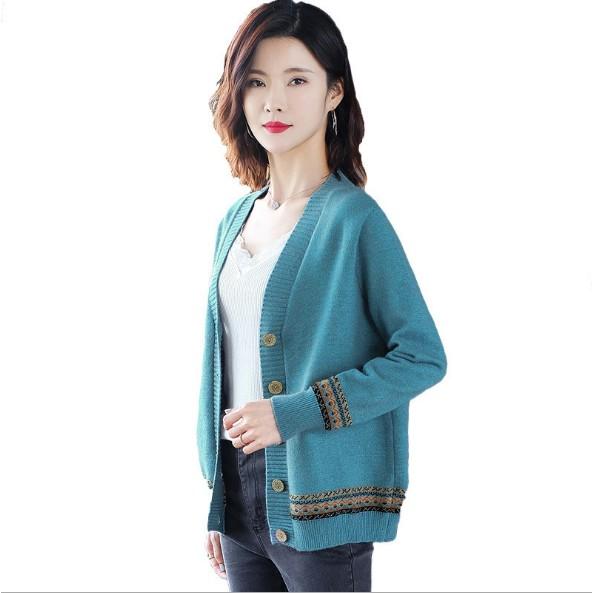 Áo khoác len cardigan họa tiết thổ cẩm hot trend 2020