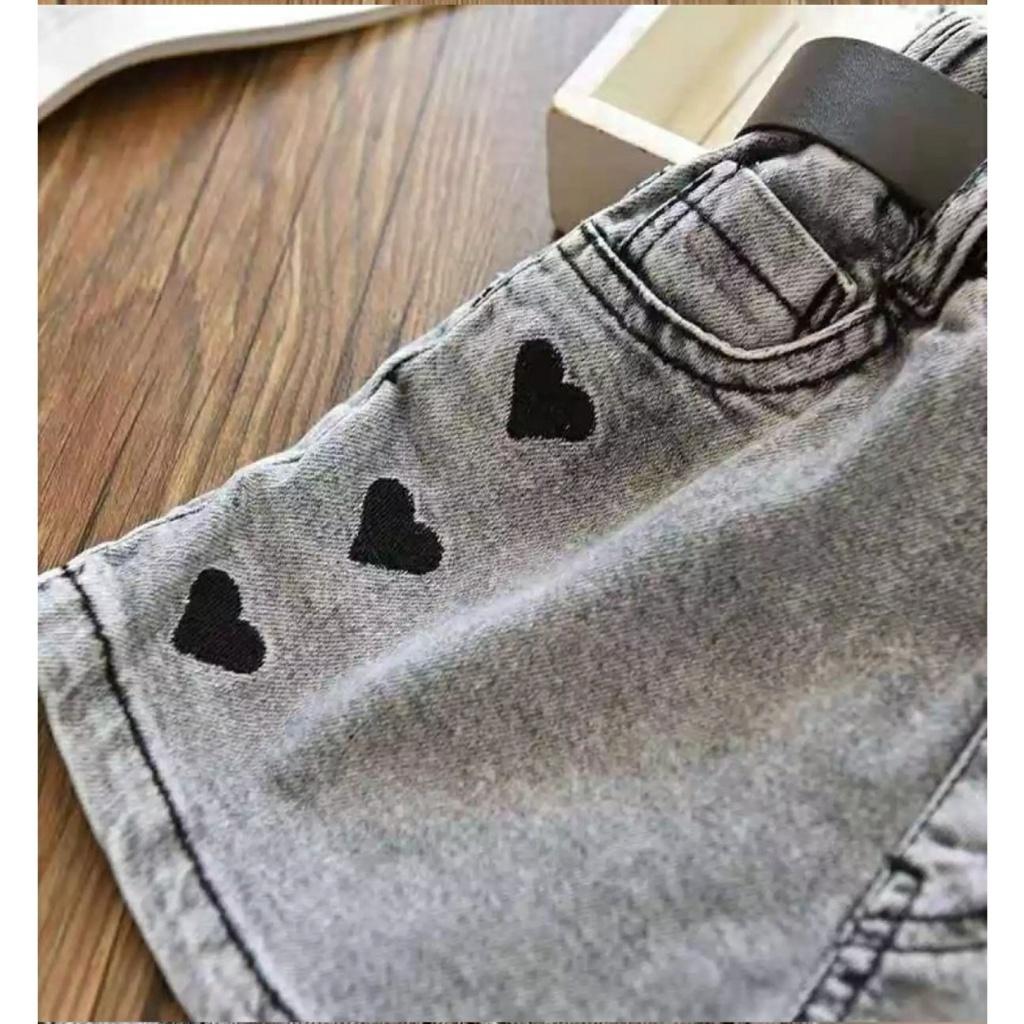 Quần đùi cho bé gái size 10-25kg chất jeans thun co giãn thoải mái
